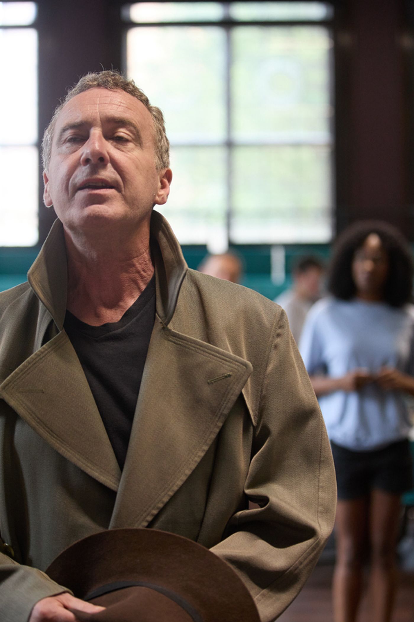 Photos: Inside Rehearsal For the UK Tour of AN INSPECTOR CALLS  Image