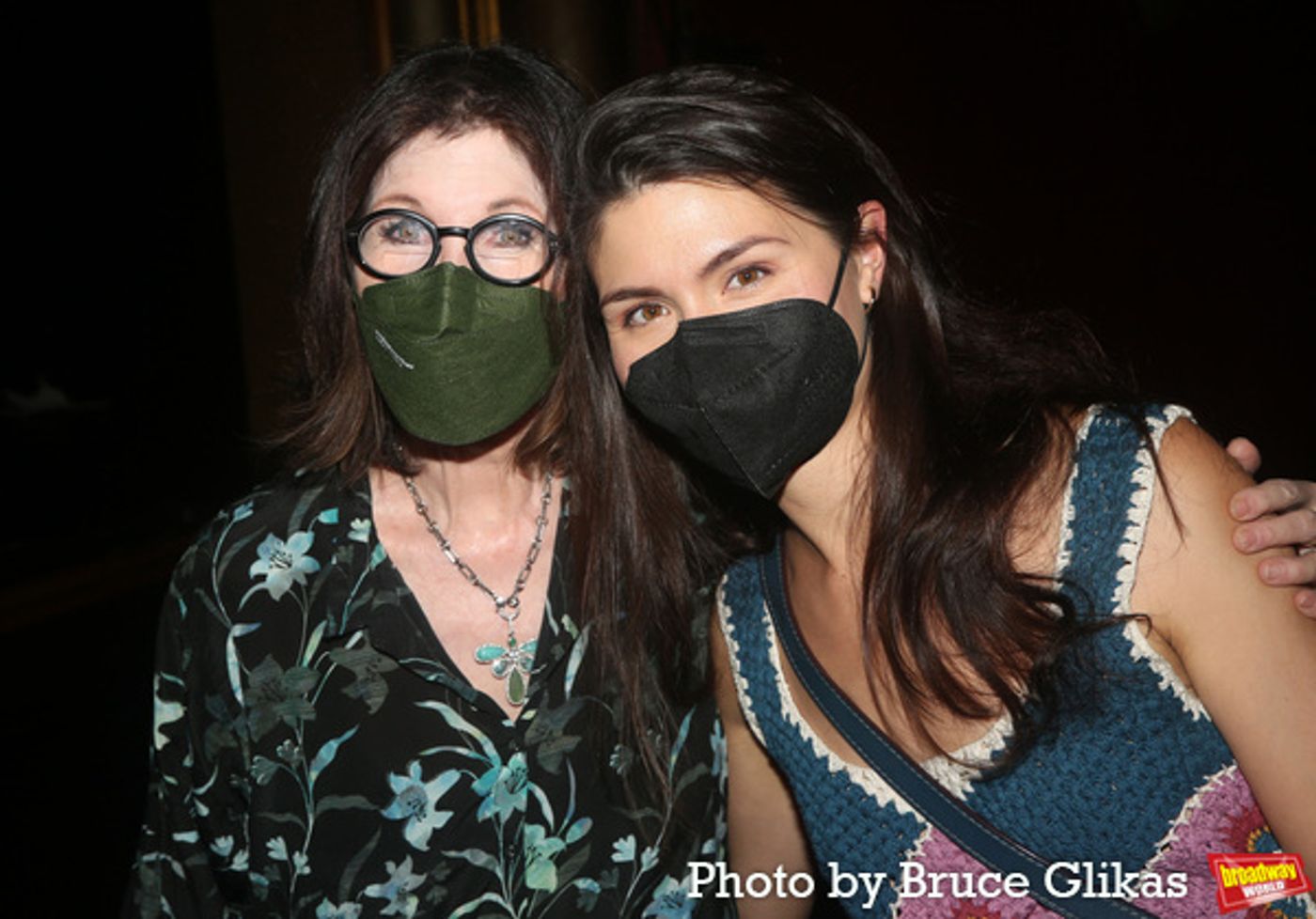 Photos: Original Baker's Wife Joanna Gleason Meets the Cast of INTO THE WOODS  Image