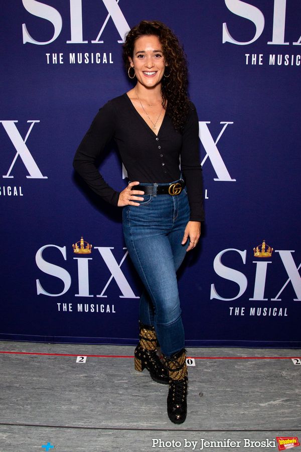 Photos: SIX 'Boleyn' North American Tour Cast Meets the Press! — photo 4 of 24