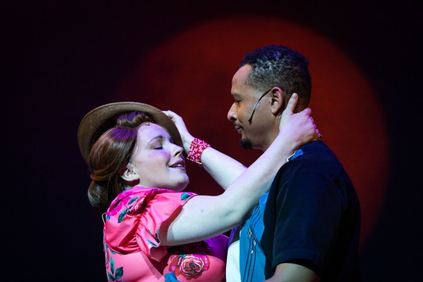 Review: GUYS AND DOLLS at Theatre Memphis  Image