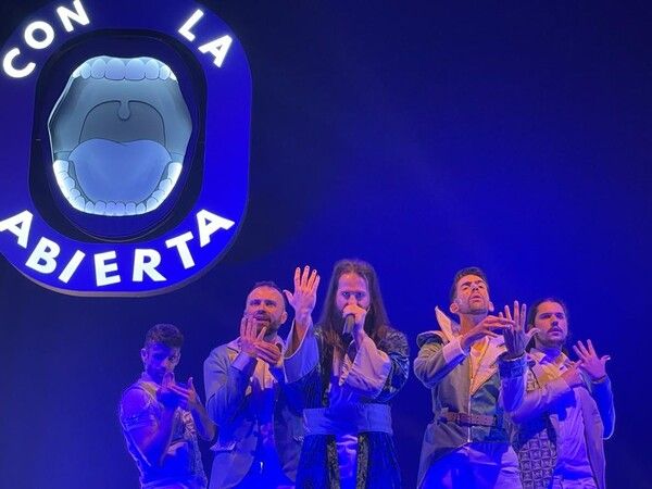 PHOTO: Dimensión Vocal estrena su nuevo show CON LA BOCA ABIERTA  Image