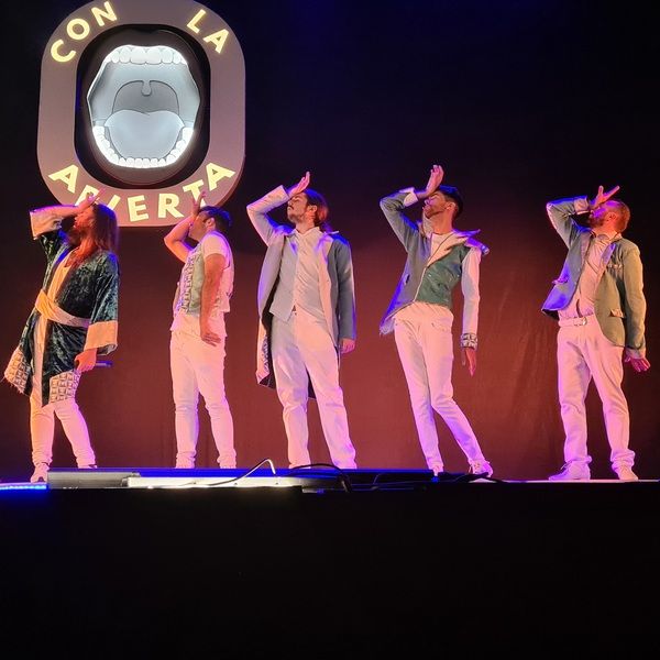 PHOTO: Dimensión Vocal estrena su nuevo show CON LA BOCA ABIERTA  Image