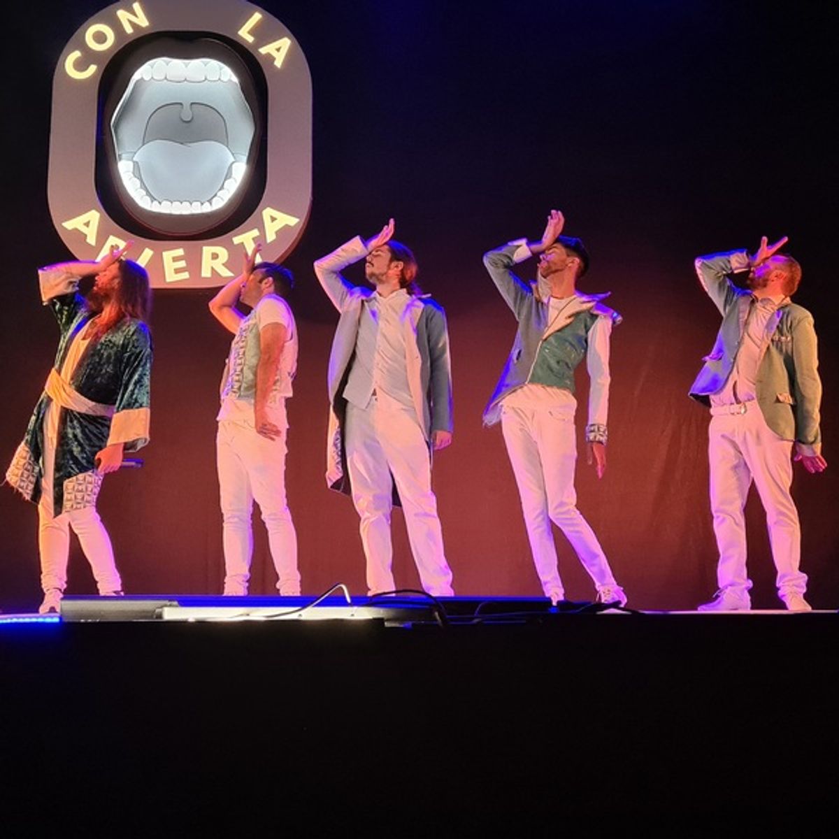 Dimensión Vocal en el Teatro Figaro. at PHOTO: Dimensión Vocal estrena su nuevo show CON LA BOCA ABIERTA