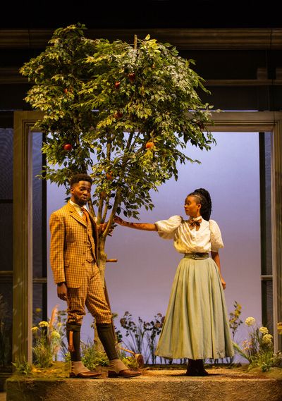 Abiola Owokoniran, Phoebe Campbell Photo
