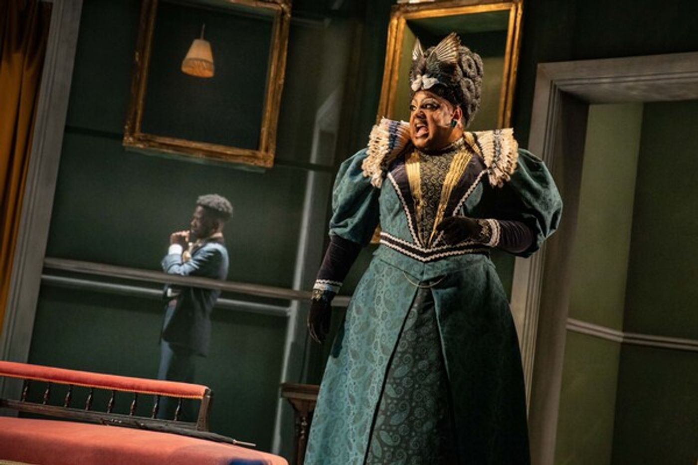Photos: First Look at the UK Tour of THE IMPORTANCE OF BEING EARNEST  Image