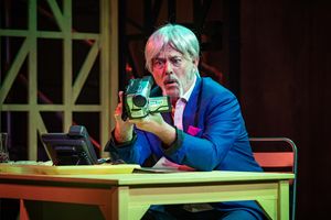 Keith Allen @ BroadwayWorld Keith Allen Photo