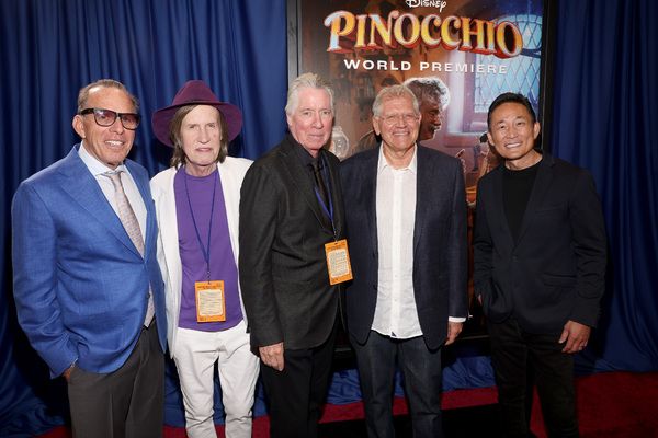 Jack Rapke, Glen Ballard, Alan Silvestri, Robert Zemeckis, and Don Chiang Photo