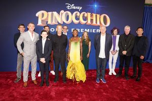 Chris Weitz, Luke Evans, Benjamin Evan Ainsworth, Andrew Miano, Tom Hanks, Jack Rapke, Cynthia Erivo, Jacqueline Levine, Robert Zemeckis, Glen Ballard, Alan Silvestri, and Don Chiang @ BroadwayWorld Chris Weitz, Luke Evans, Benjamin Evan Ainsworth, Andrew Miano, Tom Hanks, Jack Rapke Photo