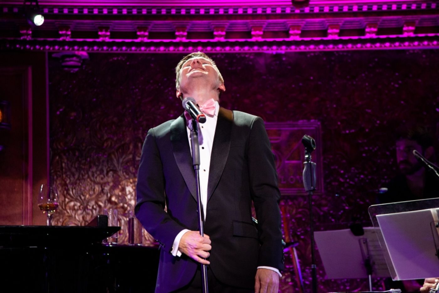 Review: SETH SIKES SINGS BARBRA STREISAND Satisfies Sikes Fans at 54 Below Review: SETH SIKES SINGS BARBRA STREISAND Satisfies Sikes Fans at 54 Below Image