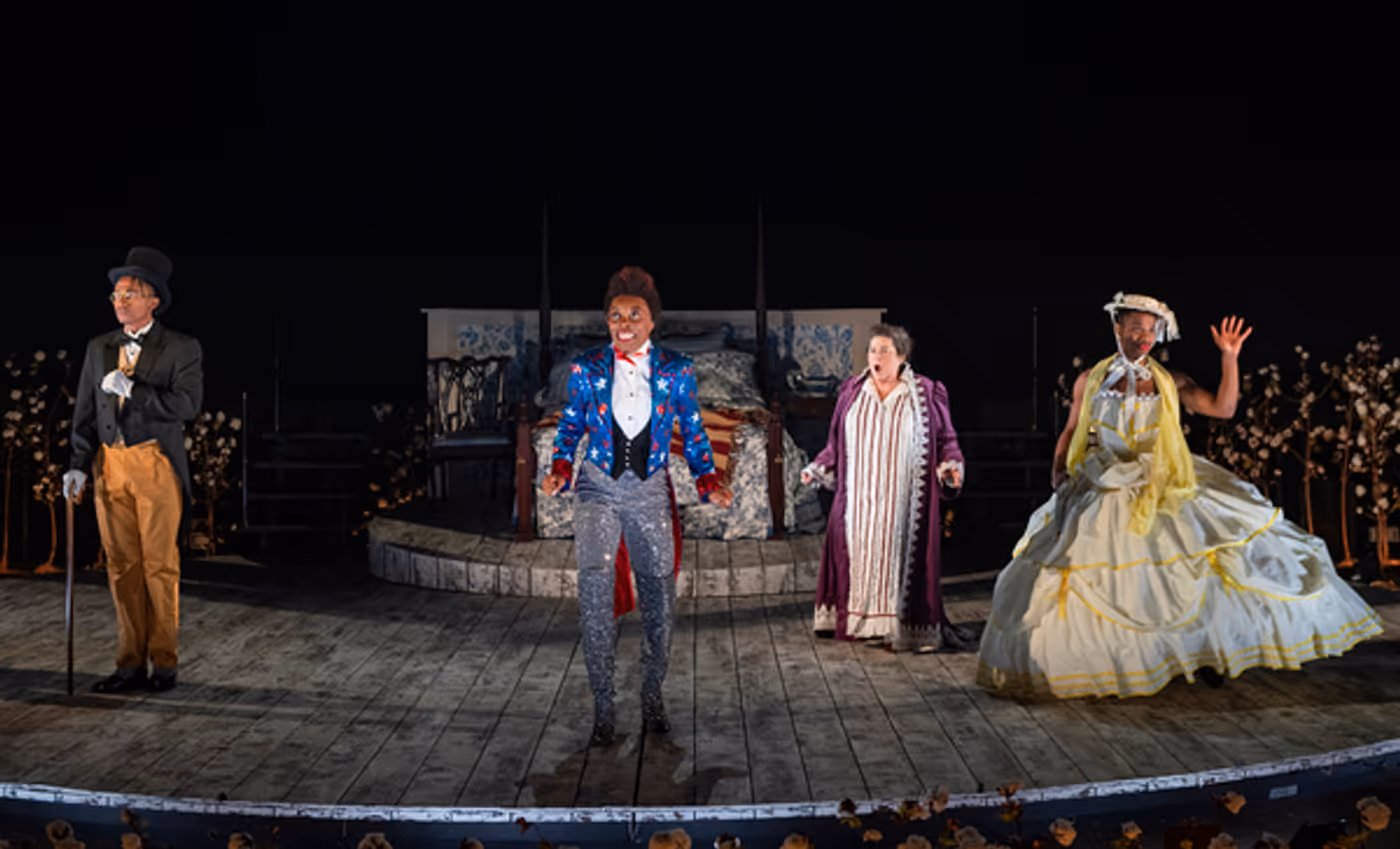 Photos: First Look at THE MOST SPECTACULARLY LAMENTABLE TRIAL OF MIZ MARTHA WASHINGTON at Steppenwolf  Image