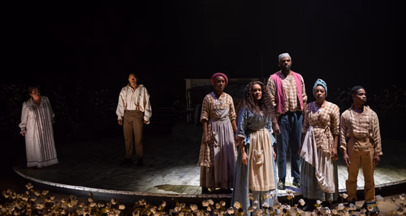 Photos: First Look at THE MOST SPECTACULARLY LAMENTABLE TRIAL OF MIZ MARTHA WASHINGTON at Steppenwolf  Image