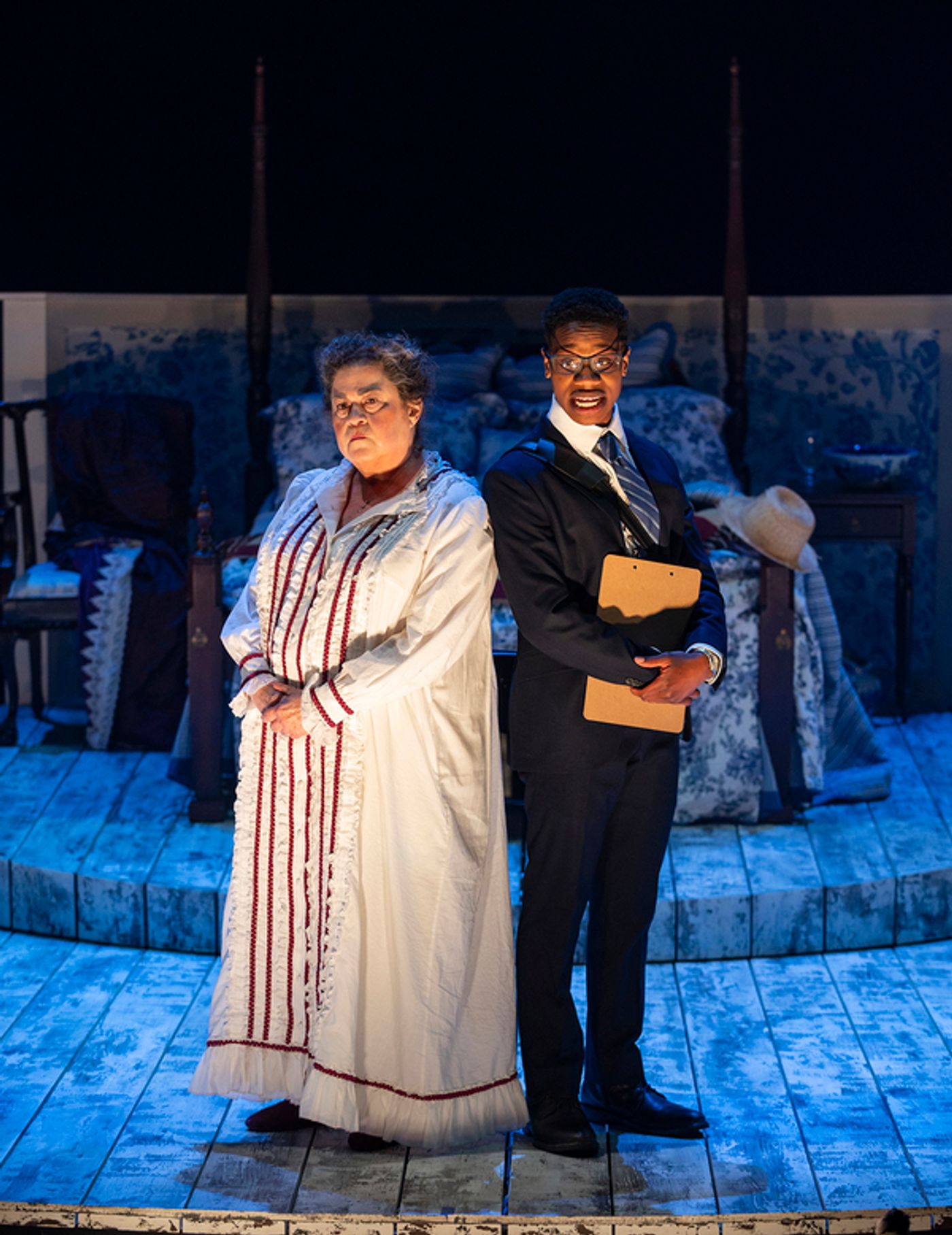 Photos: First Look at THE MOST SPECTACULARLY LAMENTABLE TRIAL OF MIZ MARTHA WASHINGTON at Steppenwolf  Image