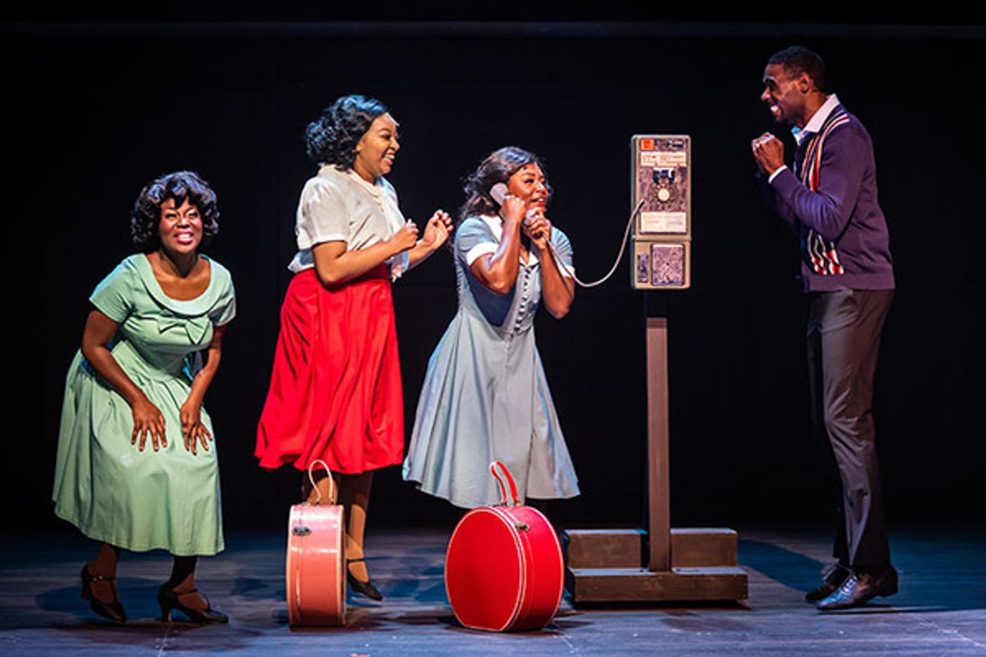 Photos: First Look at DREAMGIRLS in Performance at Paramount Theatre Photos: First Look at DREAMGIRLS in Performance at Paramount Theatre Image