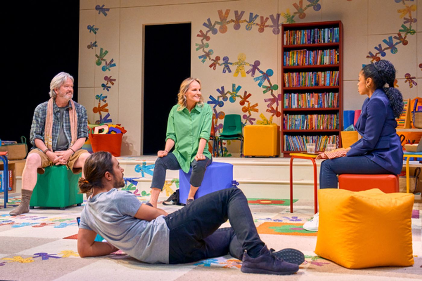 Photos: First Look at Helen Hunt in EUREKA DAY  Image