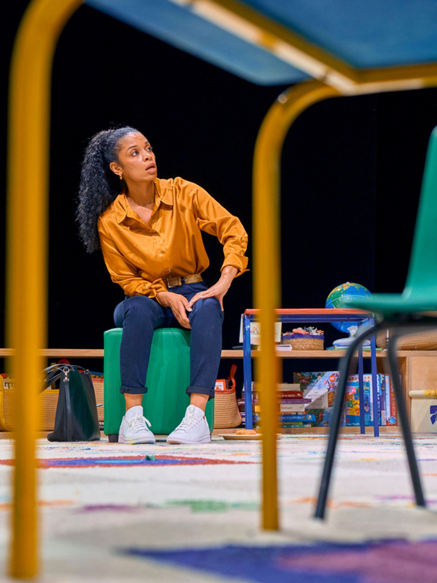 Photos: First Look at Helen Hunt in EUREKA DAY  Image