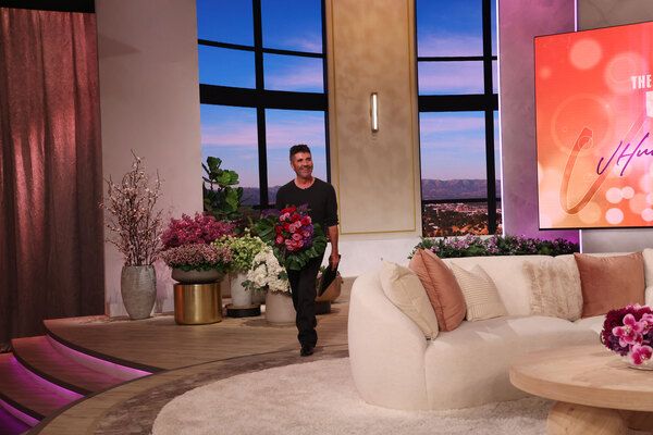 Simon Cowell Photo