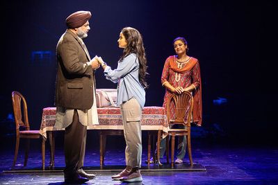 Irvine Iqbal, Shoba Narayan and Rupal Pujara a Photo