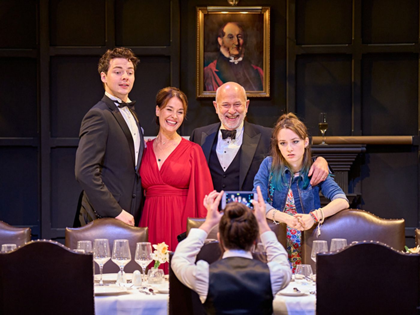 Photos: First Look at THE SNAIL HOUSE at Hampstead Theatre Photos: First Look at THE SNAIL HOUSE at Hampstead Theatre Image