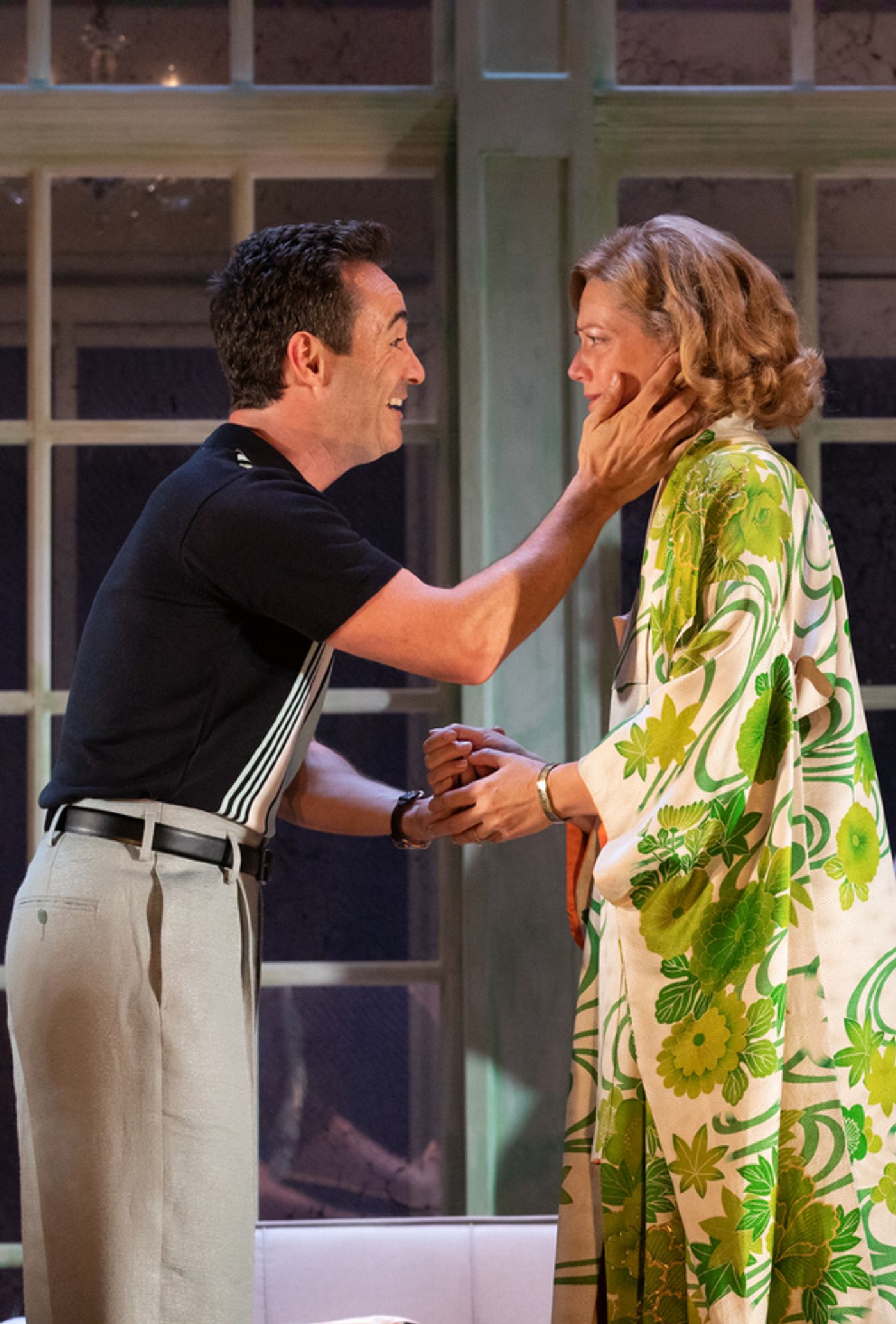 Photos: First Look at the UK Tour of THE MIRORR CRACK'D  Image