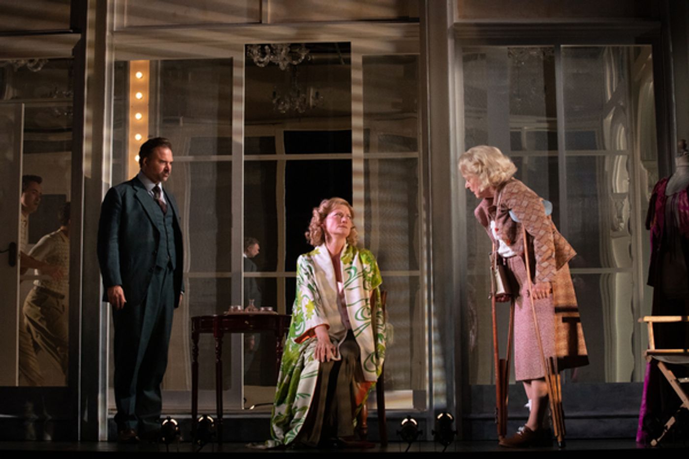 Photos: First Look at the UK Tour of THE MIRORR CRACK'D  Image