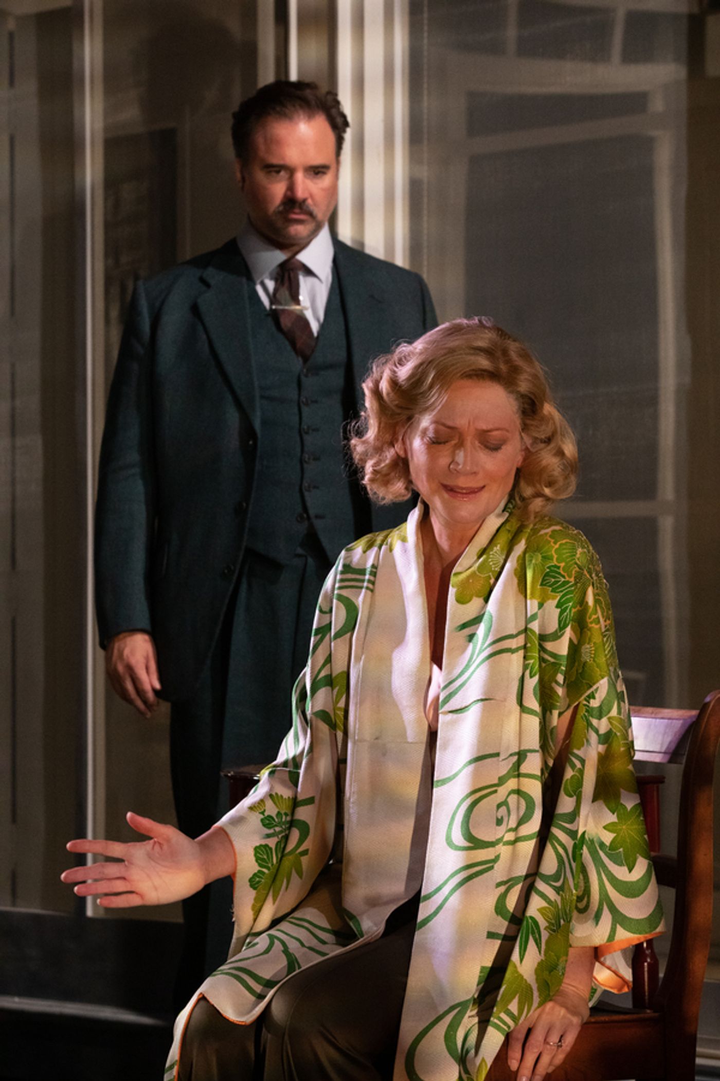 Photos: First Look at the UK Tour of THE MIRORR CRACK'D  Image