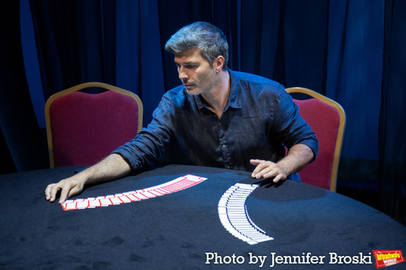 Photos: Asi Wind Gives Sneak Peek of INNER CIRCLE  Image