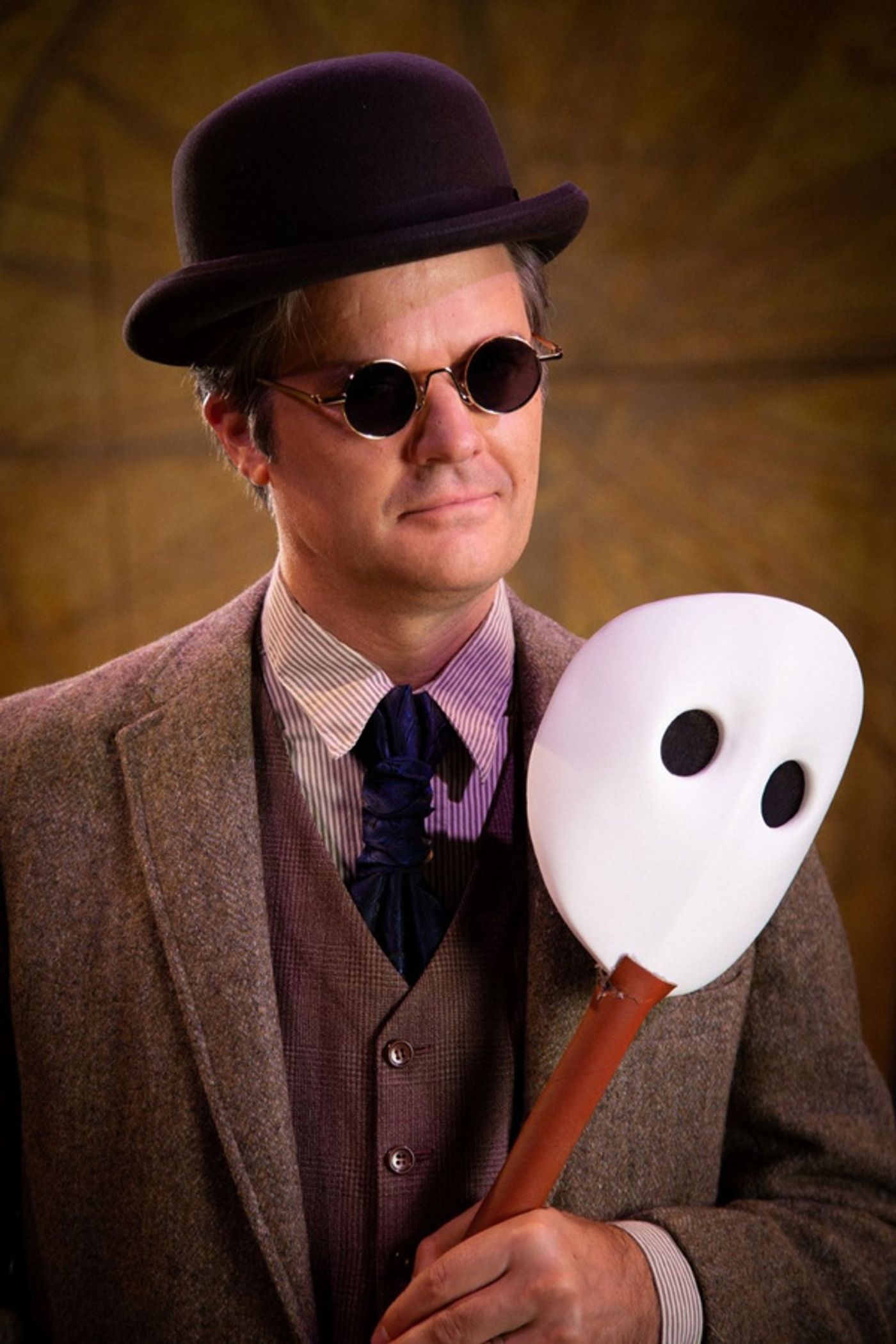 Photos: First Look at Retro Productions' ON THE VERGE  Image