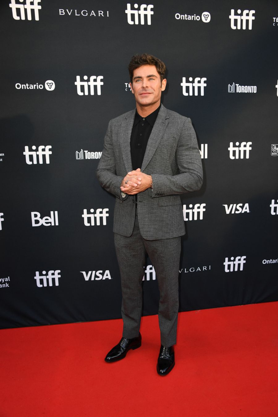 Photos: Zac Efron & More Attend THE GREATEST BEER RUN EVER Premiere Image