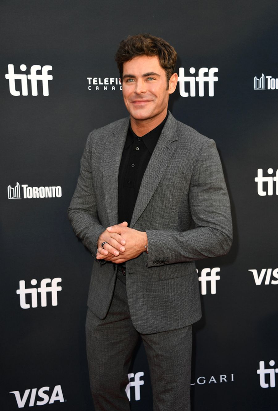 Photos: Zac Efron & More Attend THE GREATEST BEER RUN EVER Premiere Image
