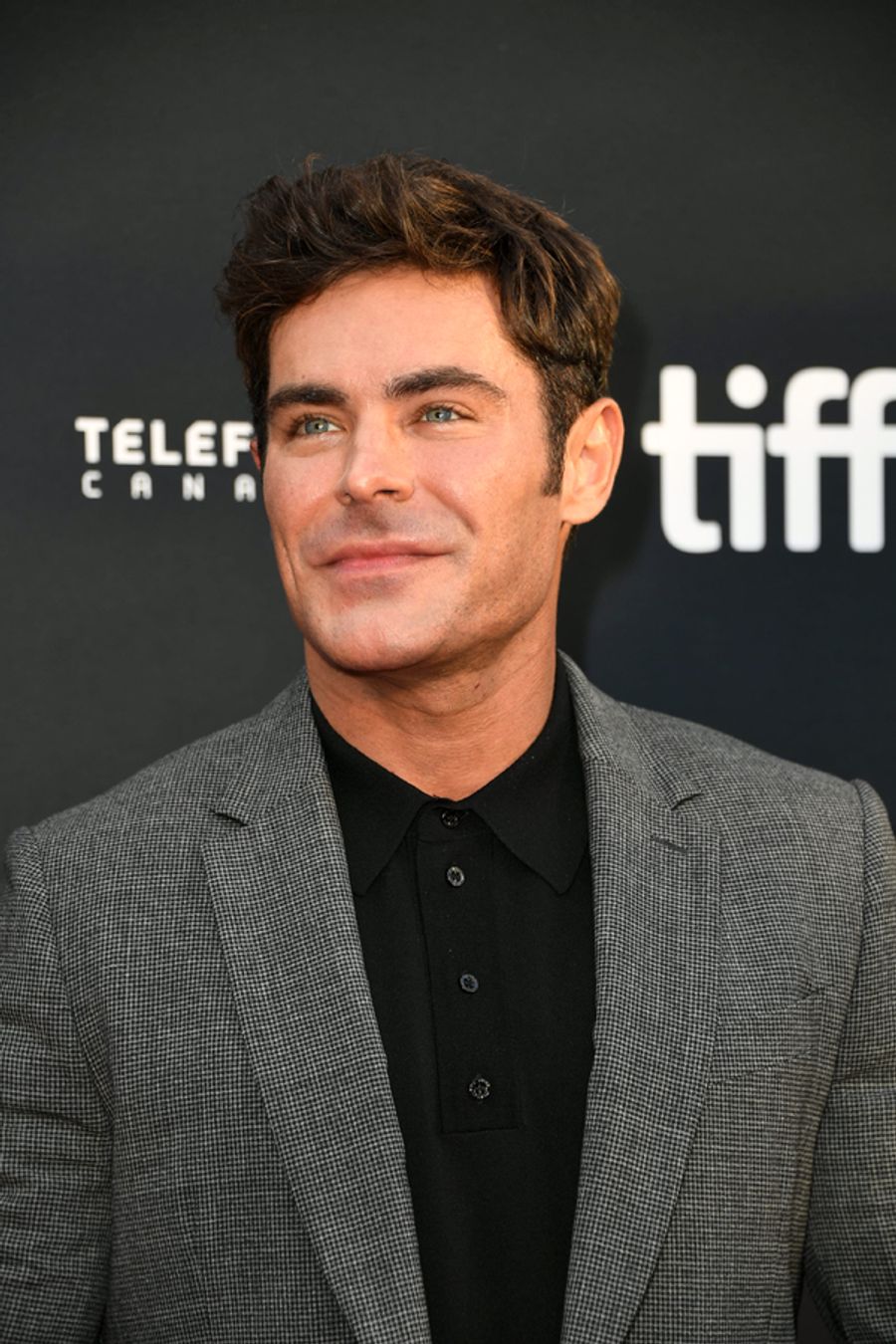 Photos: Zac Efron & More Attend THE GREATEST BEER RUN EVER Premiere Image