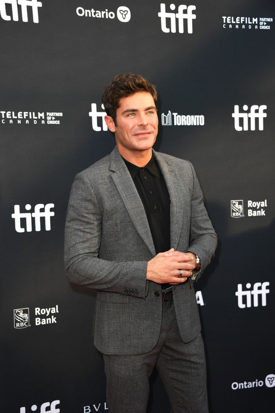 Photos: Zac Efron & More Attend THE GREATEST BEER RUN EVER Premiere Image