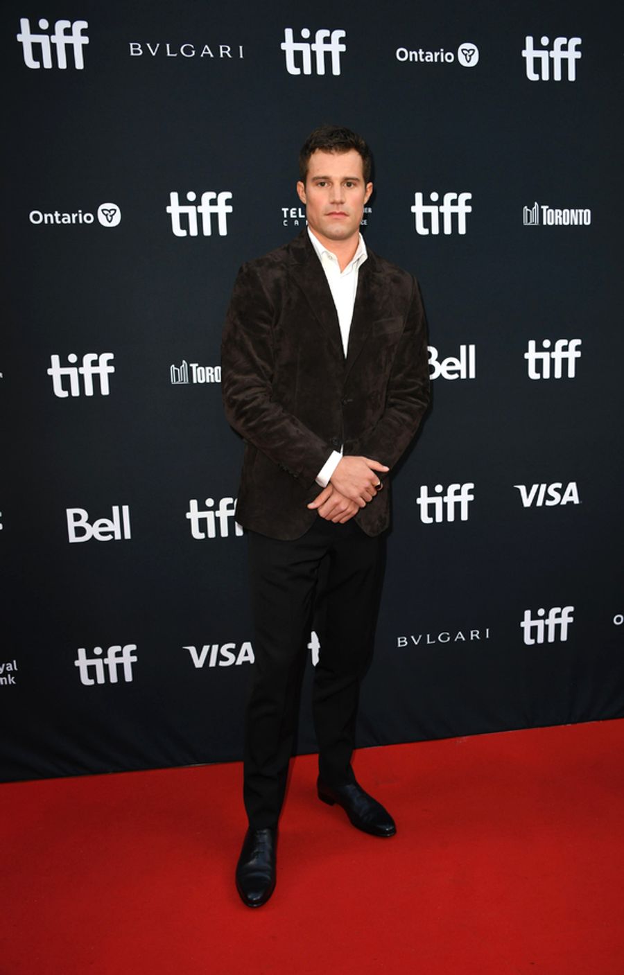 Photos: Zac Efron & More Attend THE GREATEST BEER RUN EVER Premiere Image