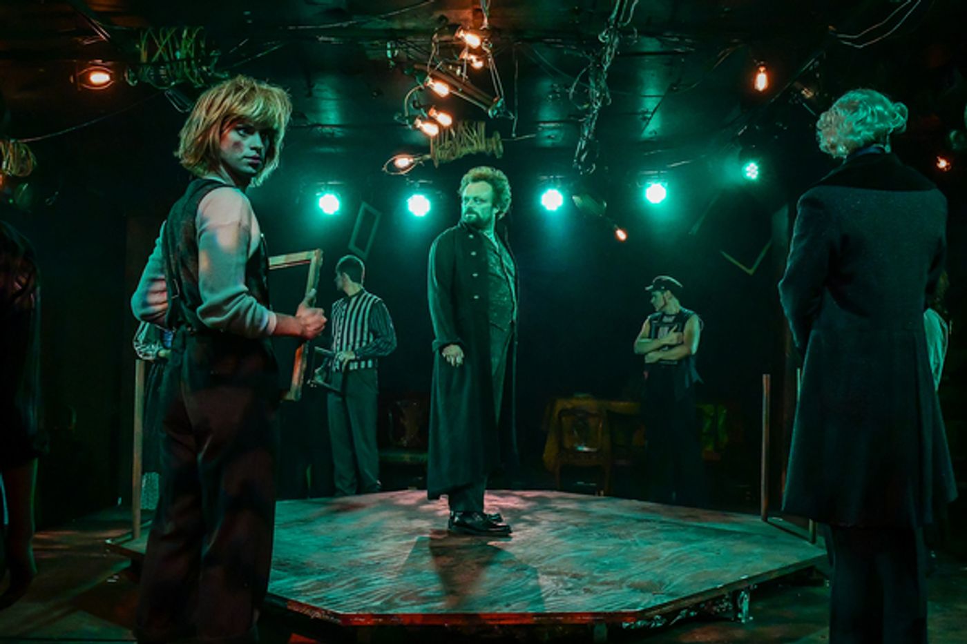 Photos: First Look at Kokandy Productions' SWEENEY TODD at The Chopin Theatre  Image