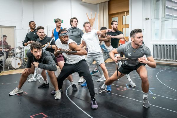 Photos: Inside Rehearsal With the New Members of the Cast of FROZEN — photo 3 of 13
