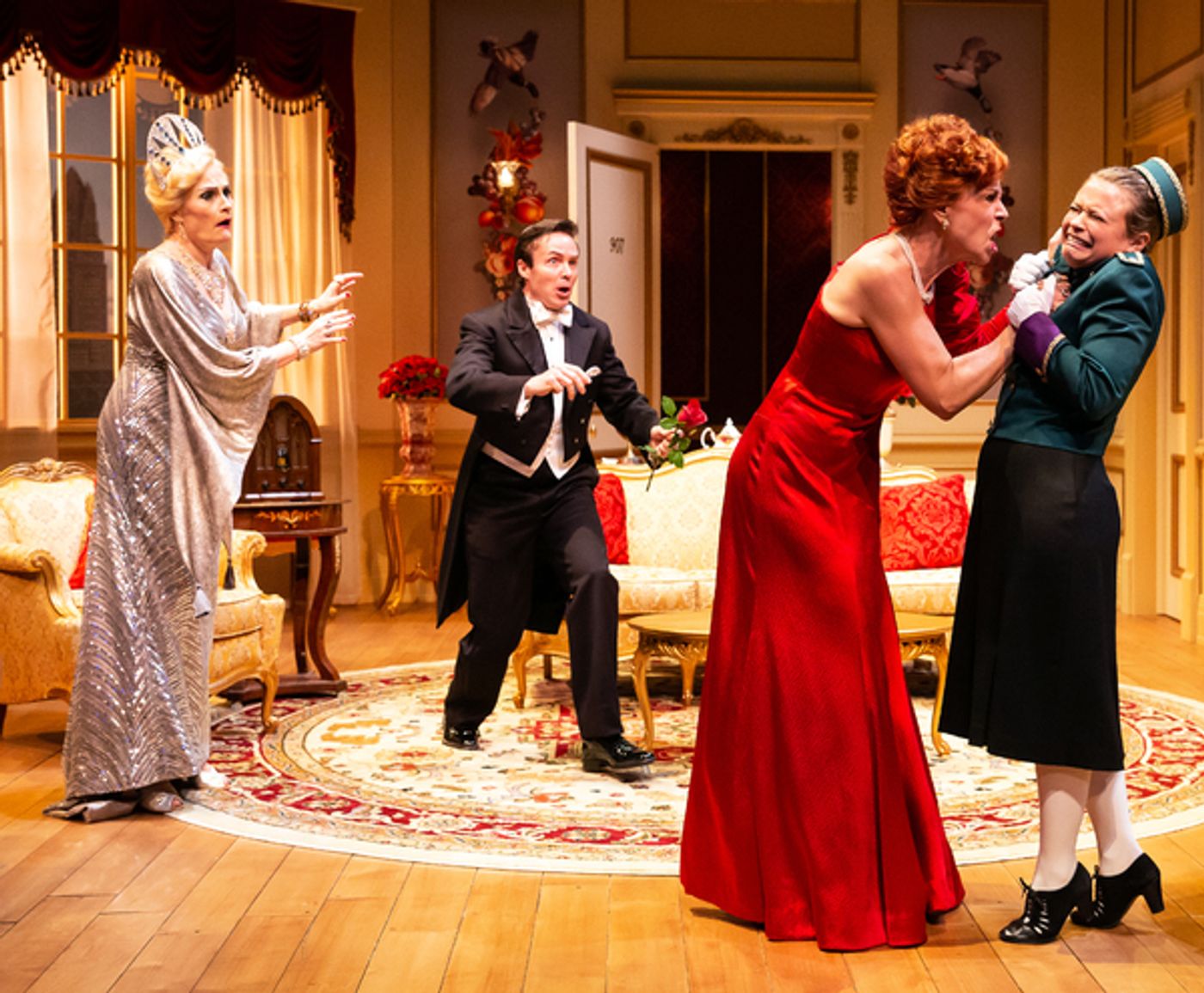 Photos: First Look at Alexandra Silber, Mia Pinero & Ellen Harvey in LEND ME A SOPRANO at Alley Theatre  Image