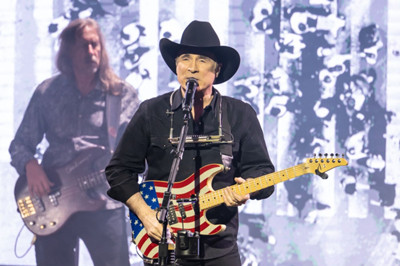 Photos: Inside Mount Vernon Arts Consortium present Clint Black In concert Photos: Inside Mount Vernon Arts Consortium present Clint Black In concert Image