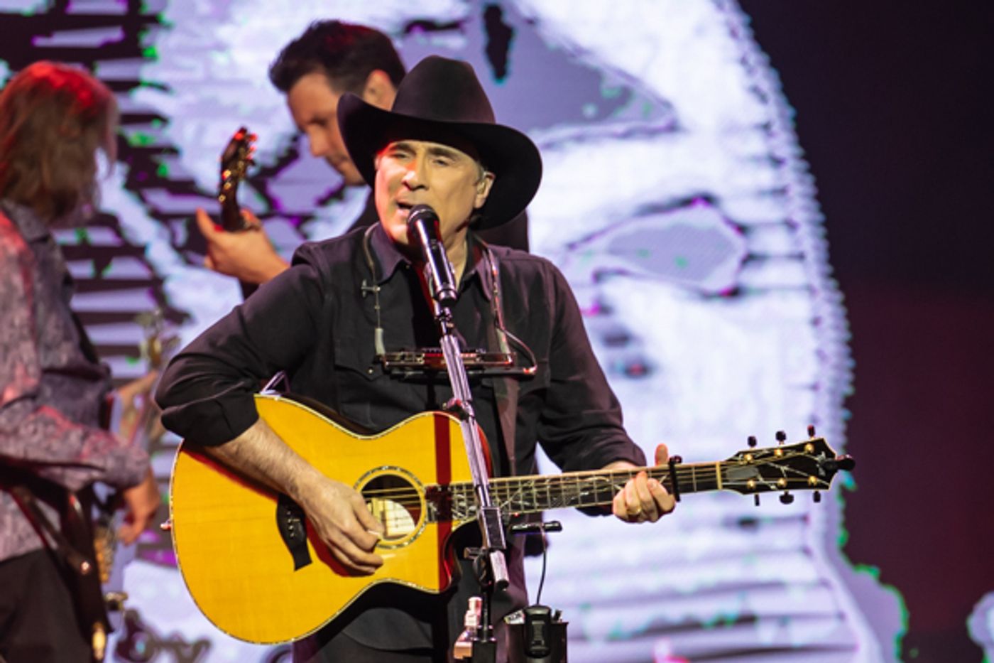 Photos: Inside Mount Vernon Arts Consortium present Clint Black In concert Photos: Inside Mount Vernon Arts Consortium present Clint Black In concert Image