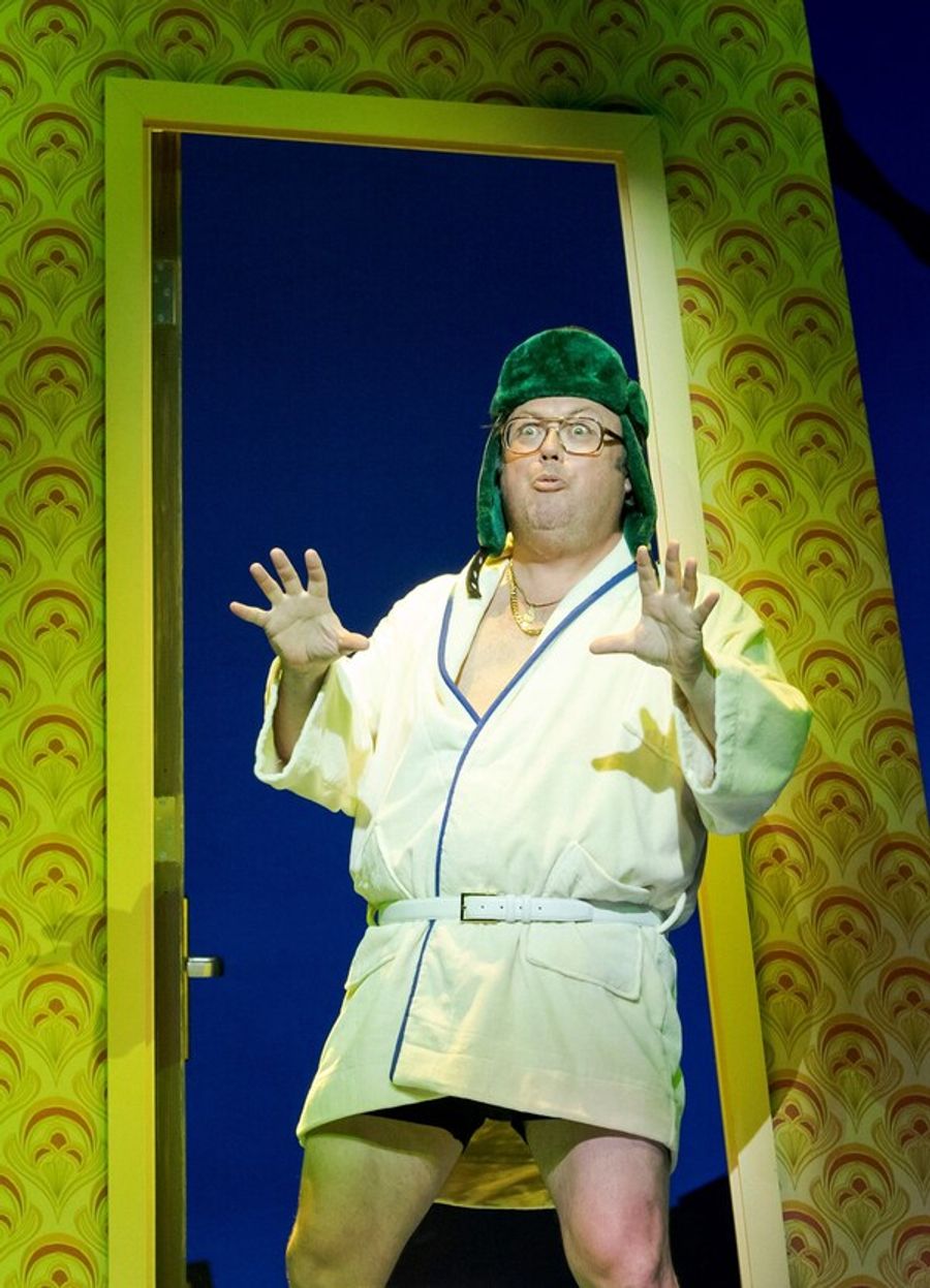 Photos: First Look at Hunter Foster, Megan Reinking & More in THE GRISWOLDS' BROADWAY VACATION Image