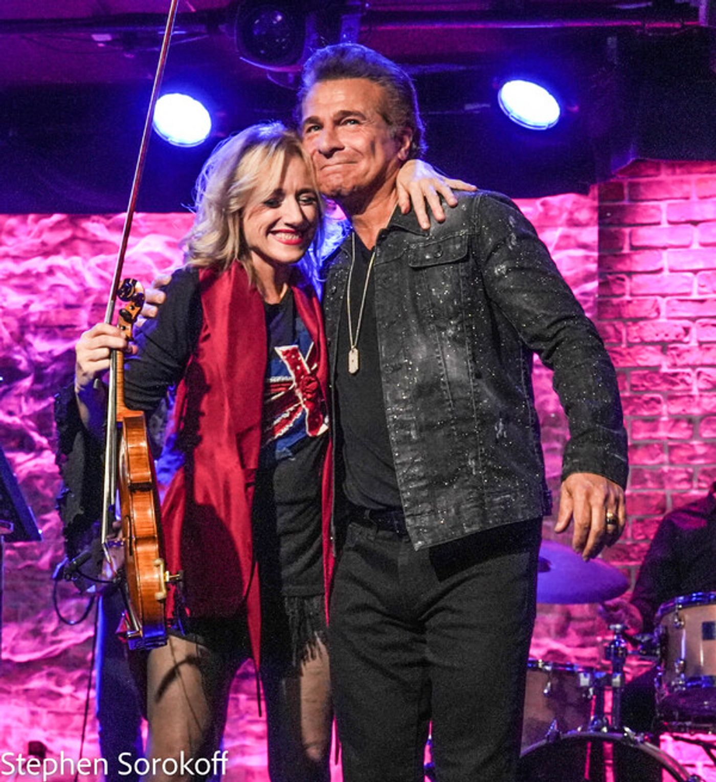 Photos: British Violinist Daisy Jopling and Frank Shiner Play The Iridium  Image