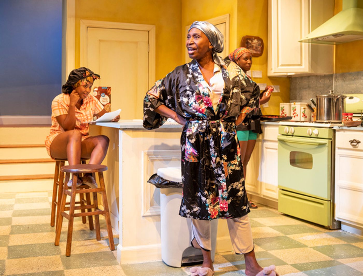 Photos: First Look at Shattered Globe Theatre's STEW at Theater Wit  Image