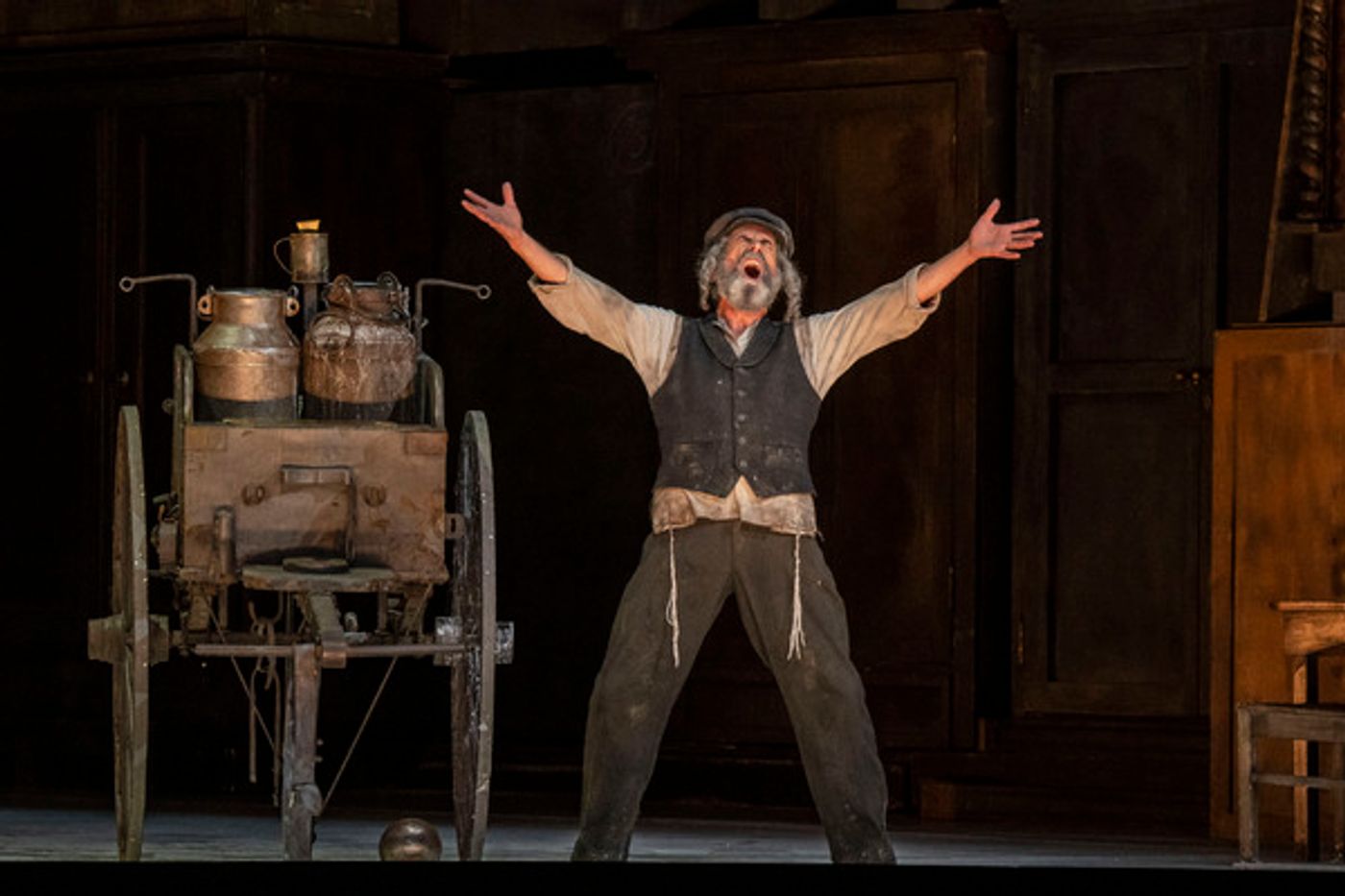 Photos: First Look at Lyric Opera of Chicago's FIDDLER ON THE ROOF with Steven Skybell, Debbie Gravitte, and More  Image