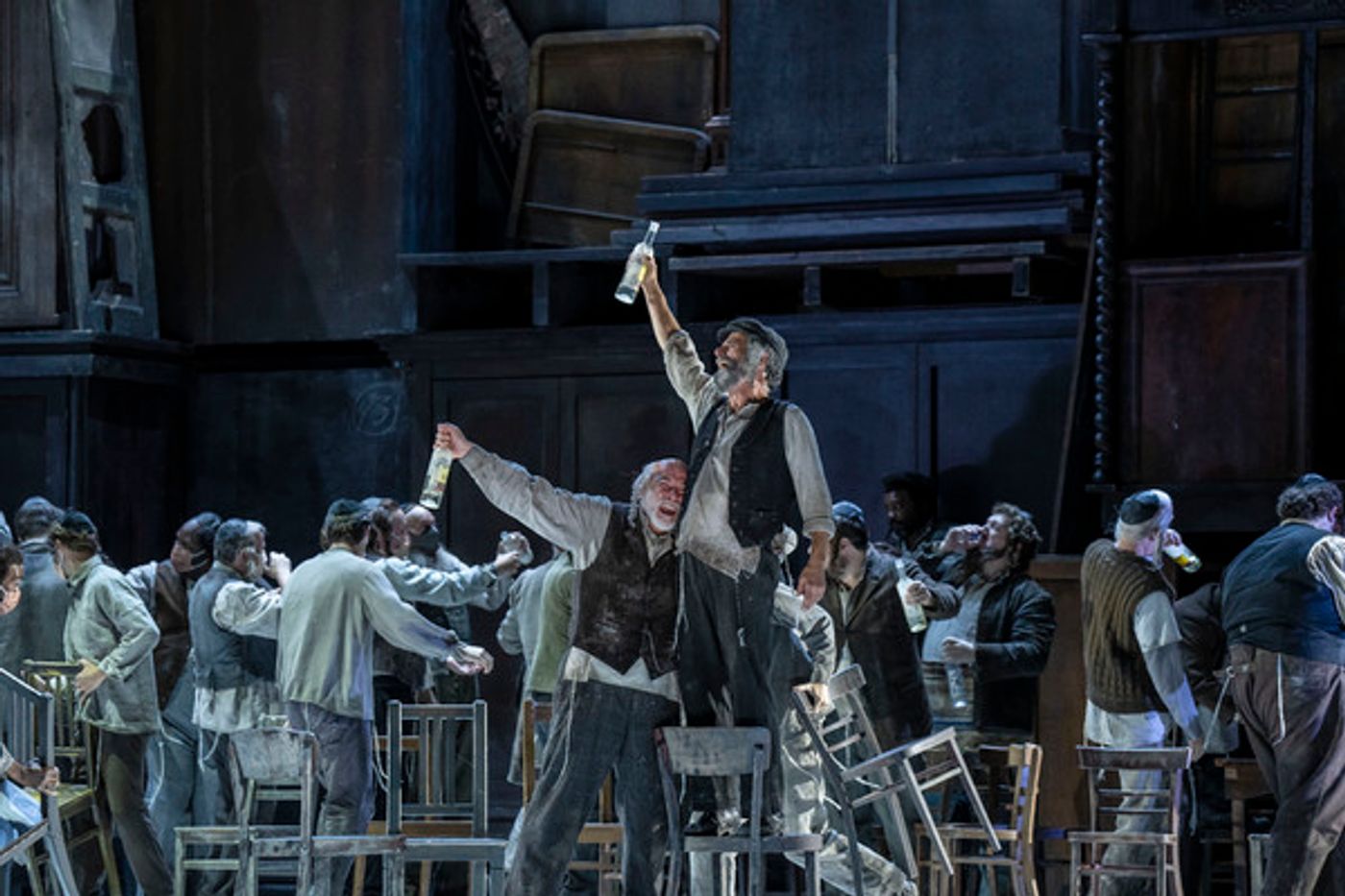 Photos: First Look at Lyric Opera of Chicago's FIDDLER ON THE ROOF with Steven Skybell, Debbie Gravitte, and More  Image