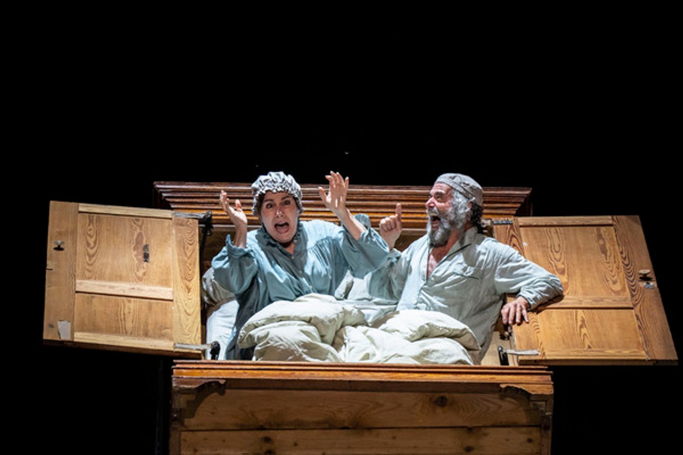 Photos: First Look at Lyric Opera of Chicago's FIDDLER ON THE ROOF with Steven Skybell, Debbie Gravitte, and More  Image
