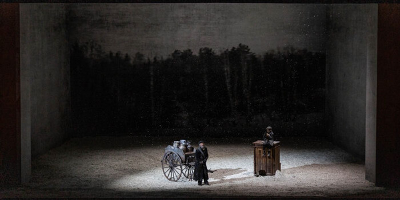 Photos: First Look at Lyric Opera of Chicago's FIDDLER ON THE ROOF with Steven Skybell, Debbie Gravitte, and More  Image