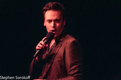 Erich Bergen Photo