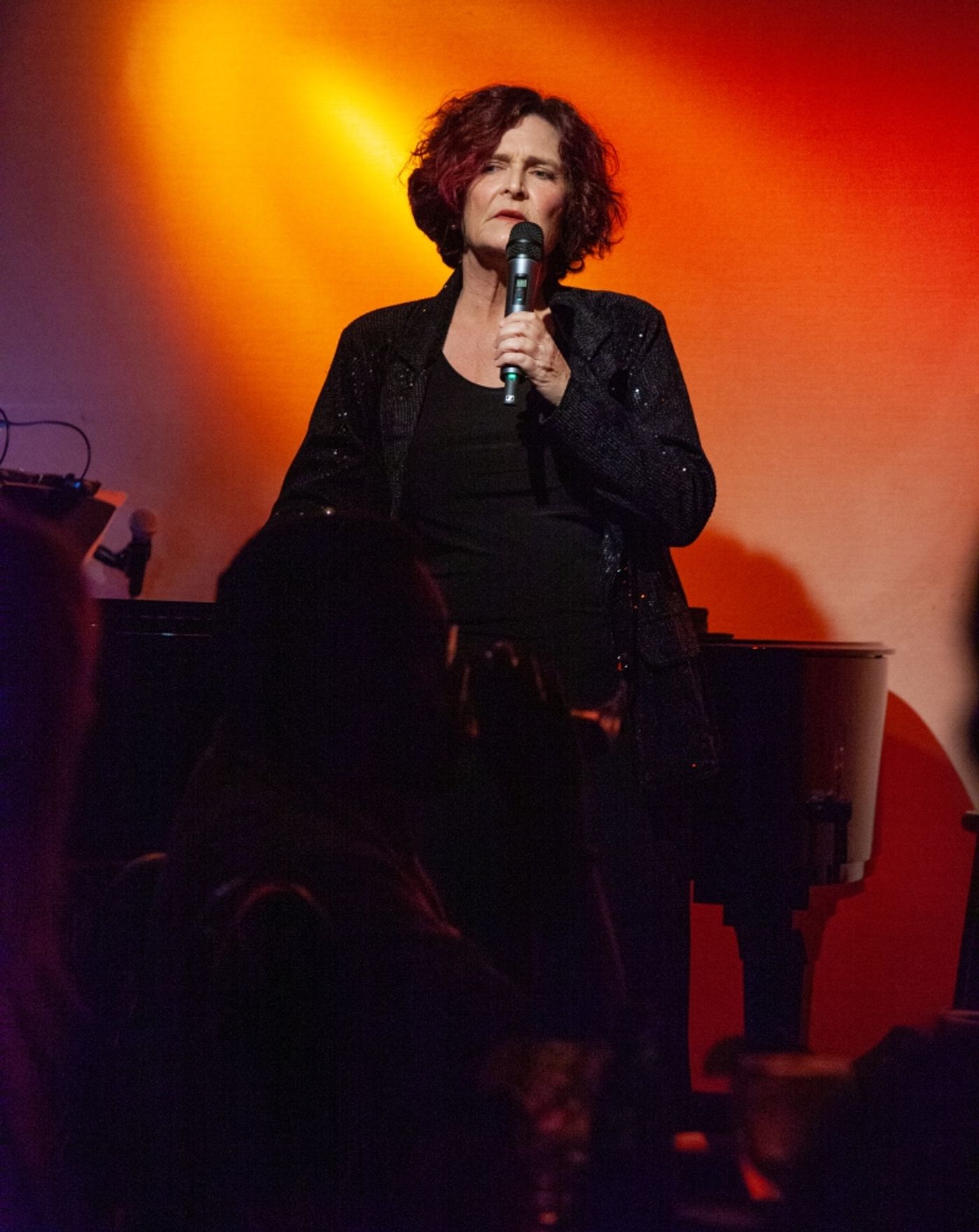 Photos: Therese Lee Plays RIDING THE BUS TO THE RED CARPET at Don't Tell Mama Photos: Therese Lee Plays RIDING THE BUS TO THE RED CARPET at Don't Tell Mama Image