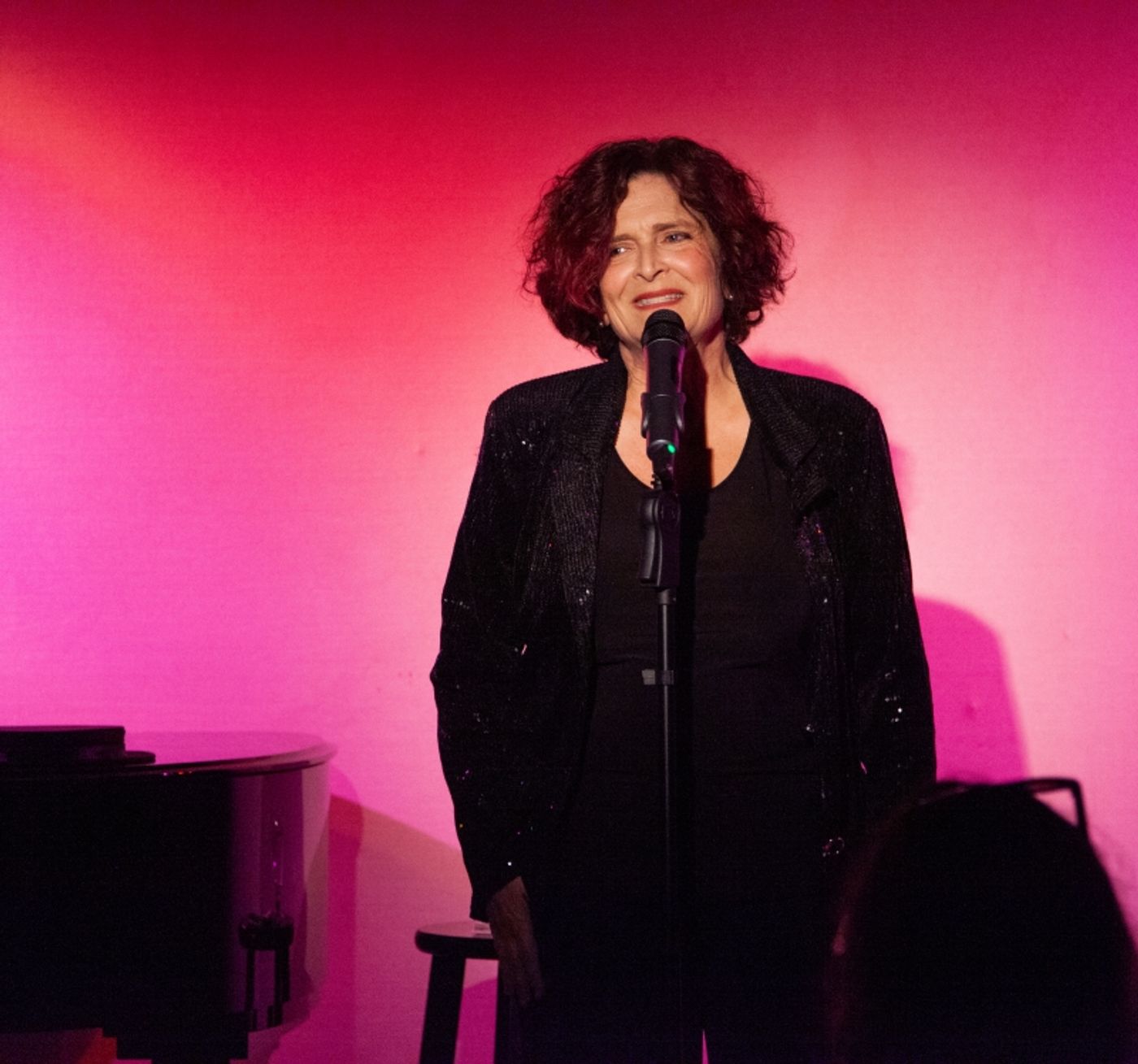 Photos: Therese Lee Plays RIDING THE BUS TO THE RED CARPET at Don't Tell Mama Photos: Therese Lee Plays RIDING THE BUS TO THE RED CARPET at Don't Tell Mama Image