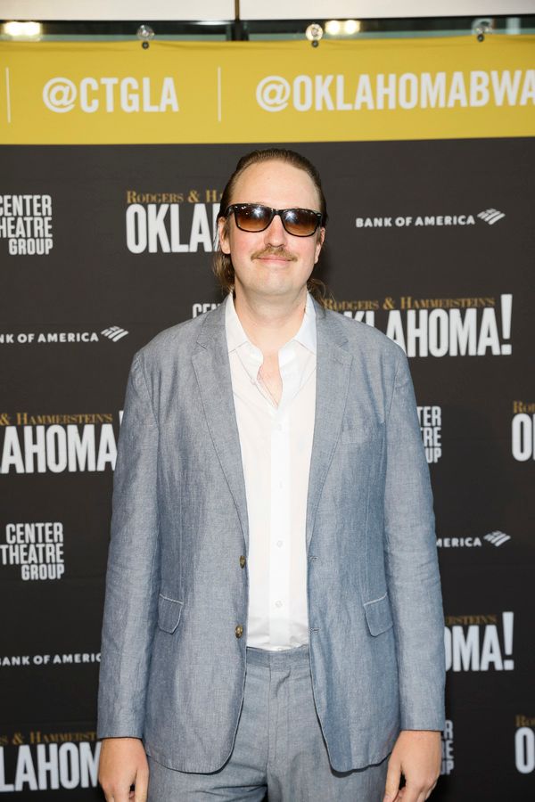 Photos: On the Red Carpet at Opening Night of OKLAHOMA! in Los Angeles — photo 31 of 85