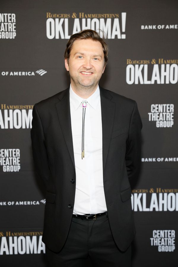 Photos: On the Red Carpet at Opening Night of OKLAHOMA! in Los Angeles — photo 37 of 85
