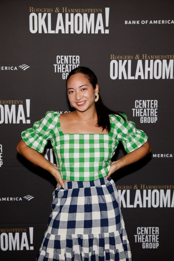 Photos: On the Red Carpet at Opening Night of OKLAHOMA! in Los Angeles — photo 64 of 85
